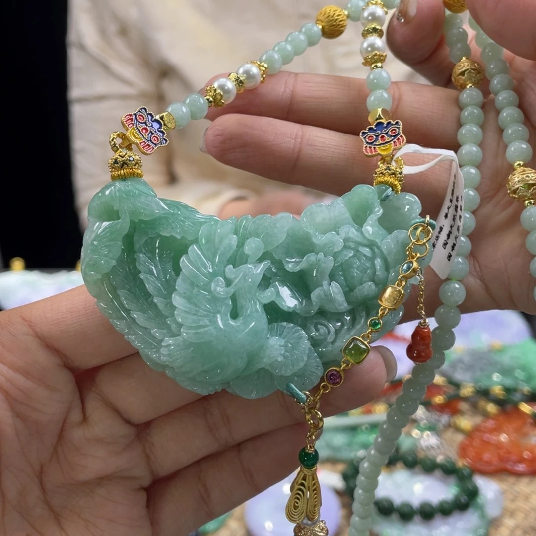 翡翠颈饰未镶嵌代编织