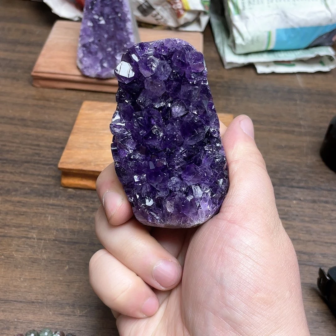 紫晶大型摆件（非配饰）未镶嵌