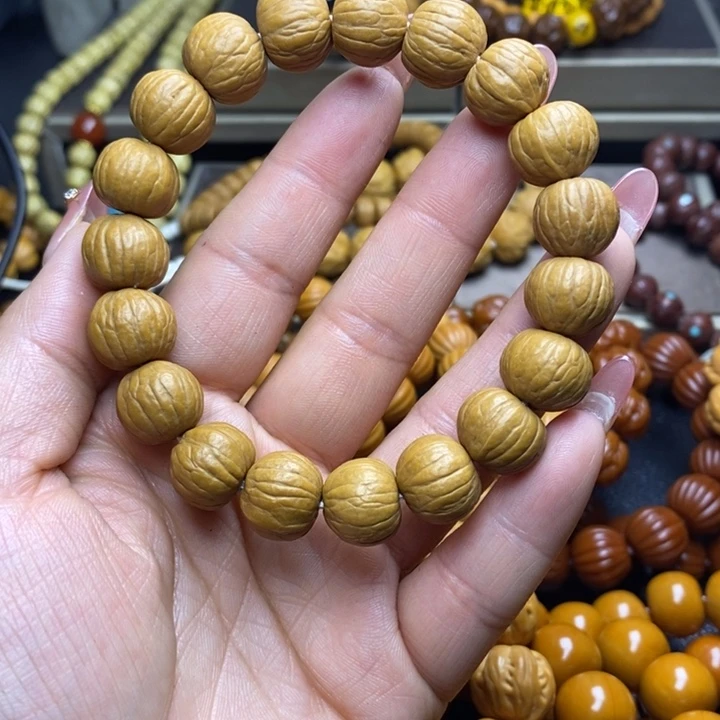 猴头核桃手串猴头