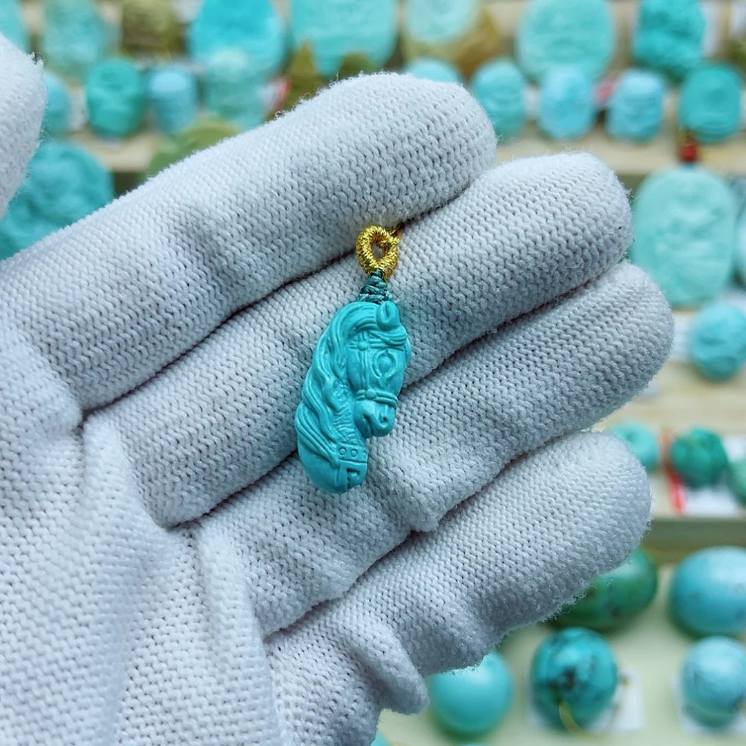 绿松石未镶嵌珠宝奇石