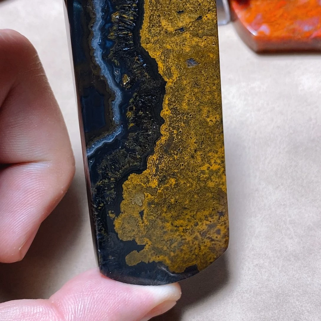 未镶嵌颈饰玛瑙/玉髓余*夕