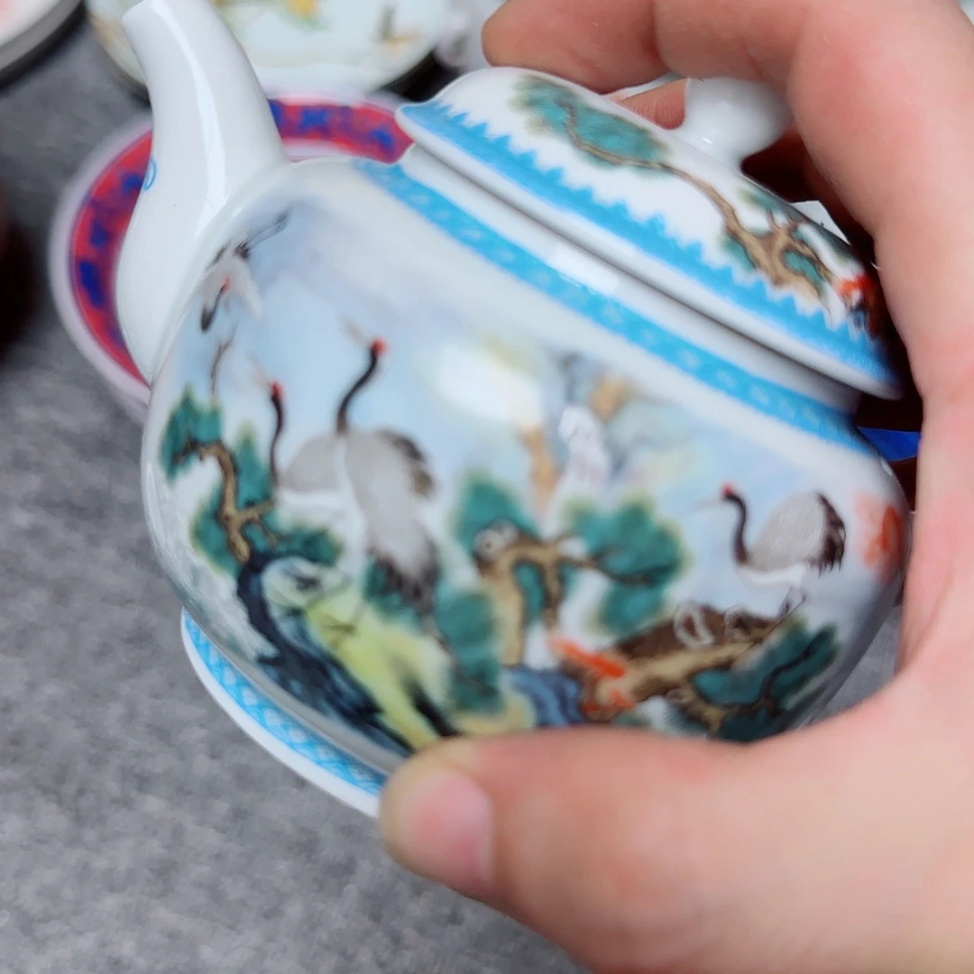 摆件瓷器的工艺技术特点