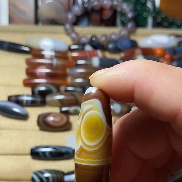 玛瑙/玉髓合金颈饰
