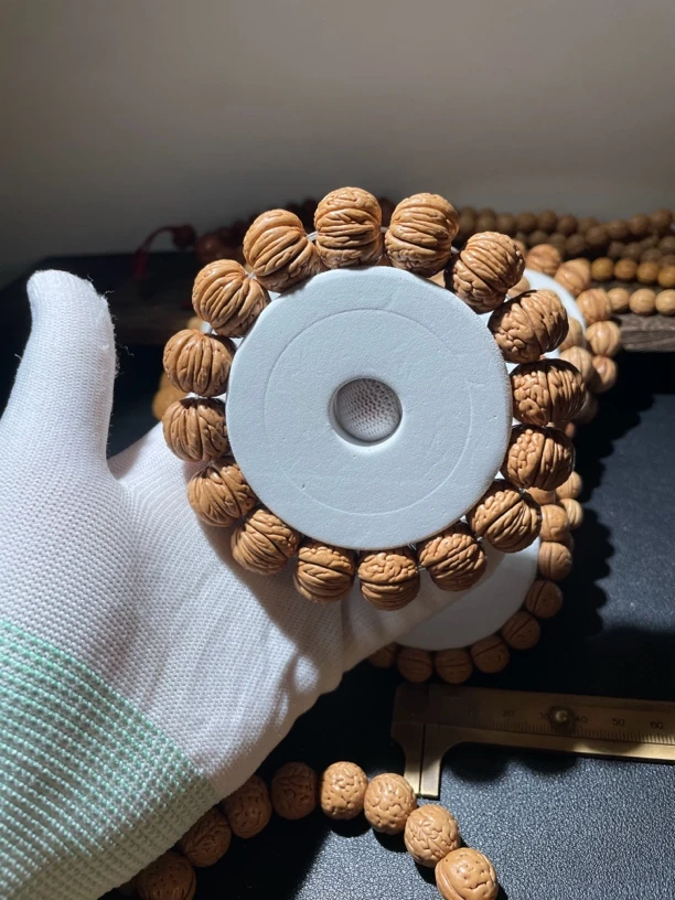 桃核手串铁扇公主