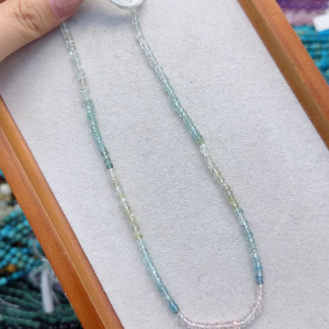 玛瑙/玉髓未镶嵌珠宝半成品透摩根手工切面一条卡3