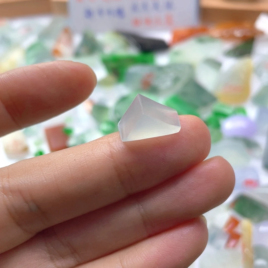 定制翡翠未镶嵌天然缅甸翡翠