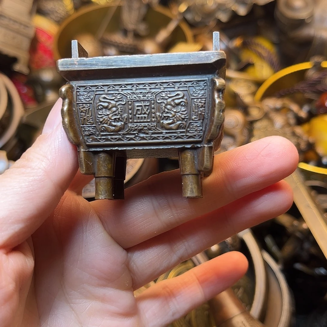 精美铜器工艺品等