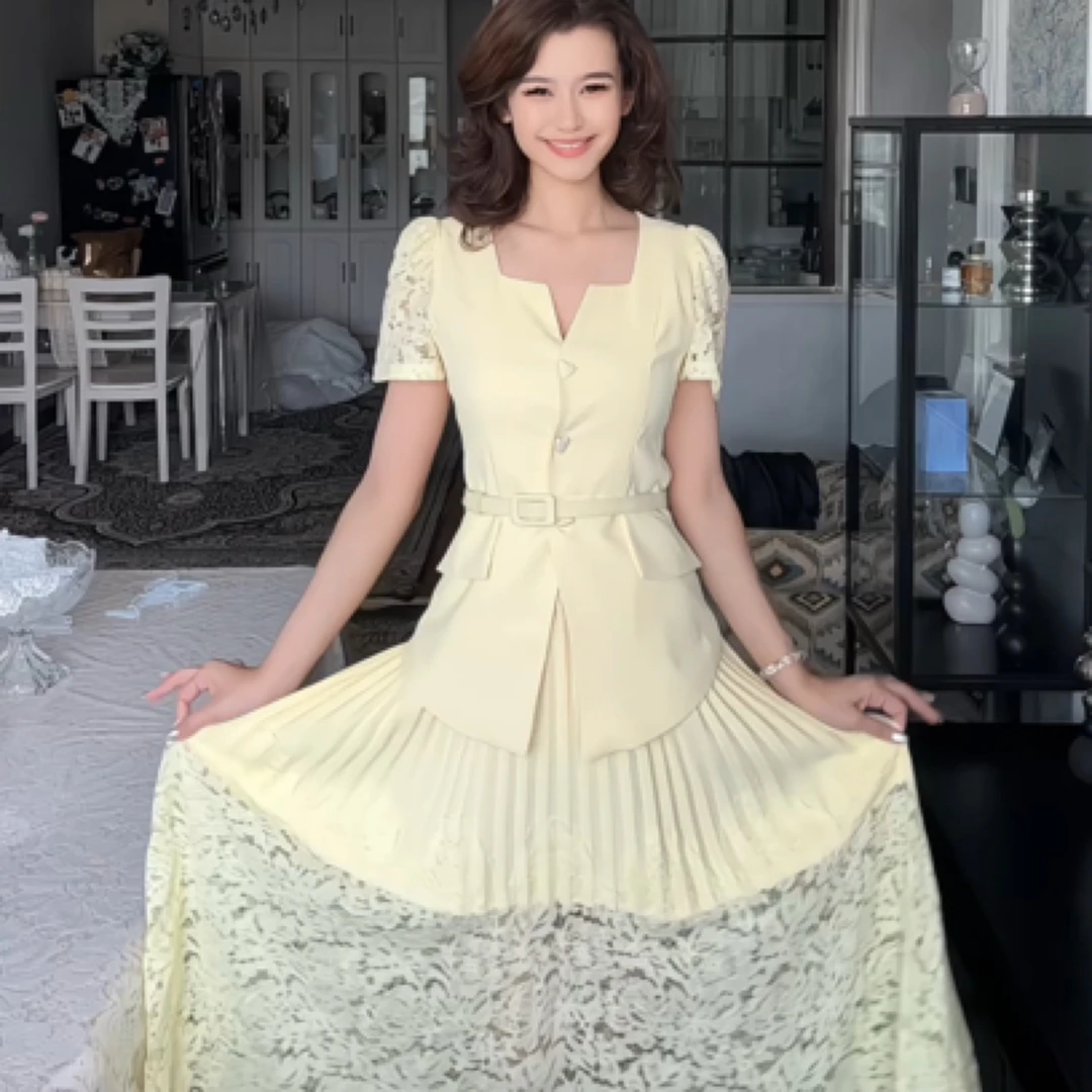 新款法式黄色蕾丝袖上衣+蕾丝拼接半身裙套装