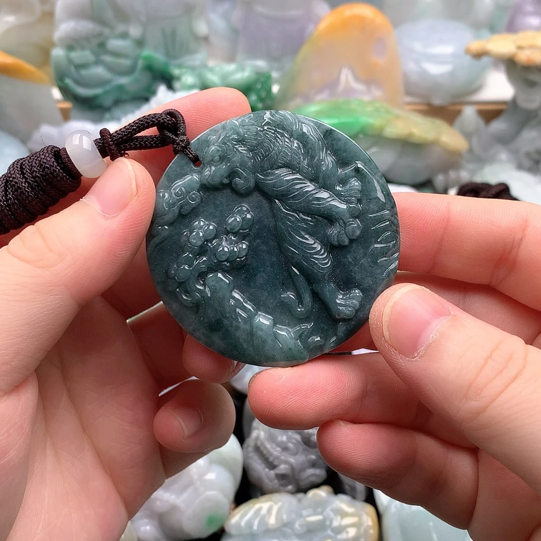吊坠(不含链)未镶嵌翡翠
