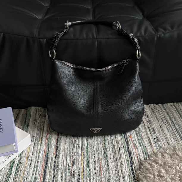95新 Prada/普拉达 上海自播/普拉达单肩包