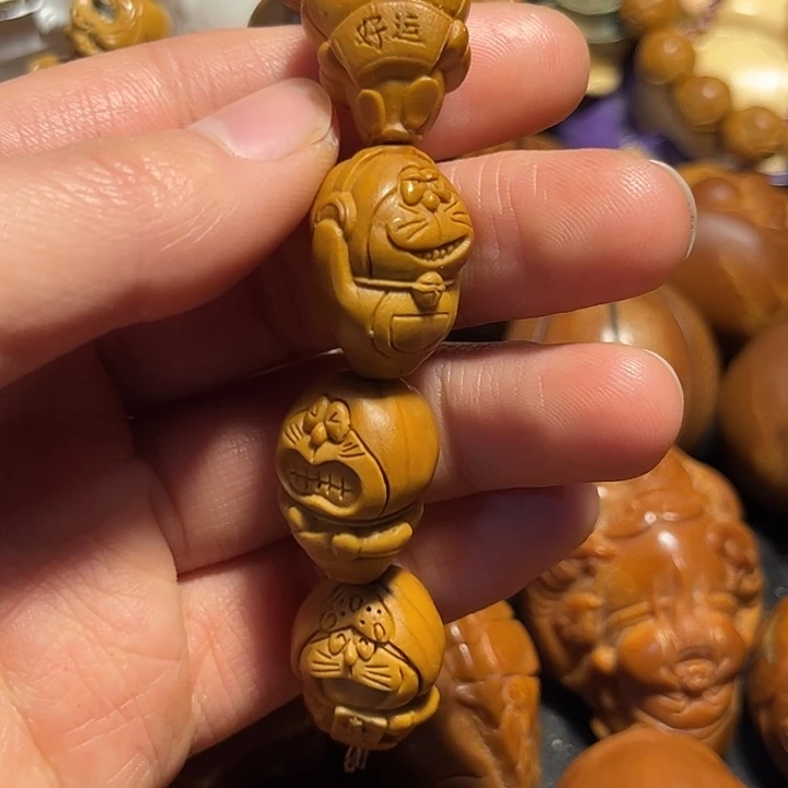 手串/手链橄榄核铁核哆啦A梦