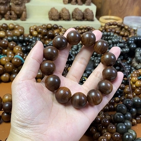 老山檀香黑肉沉水1.8手串