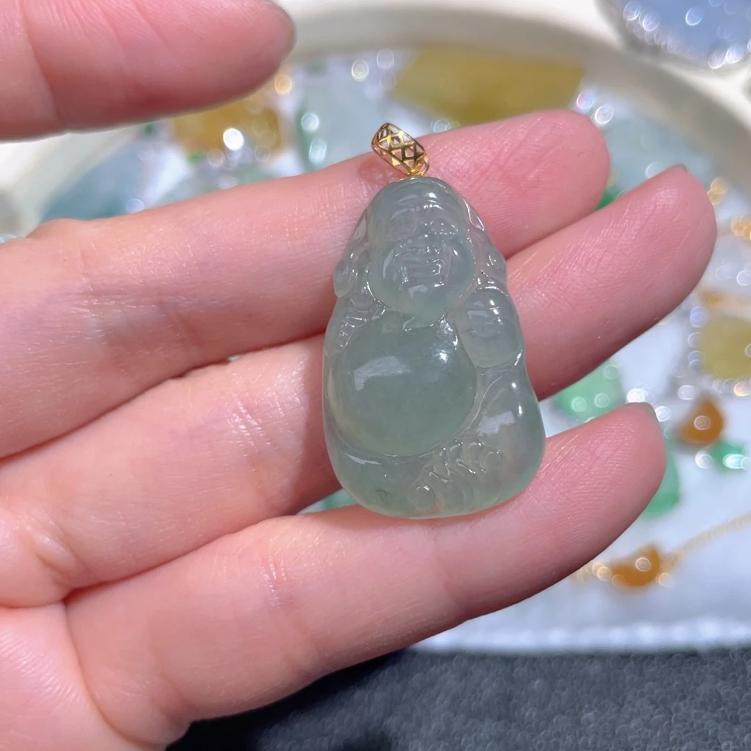 翡翠颈饰18K金镶嵌翡翠