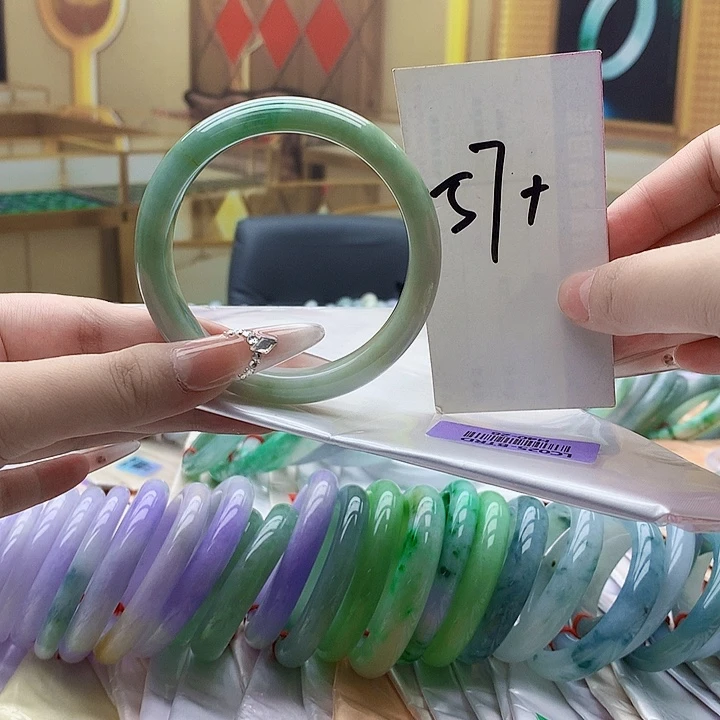 未镶嵌手镯翡翠nn