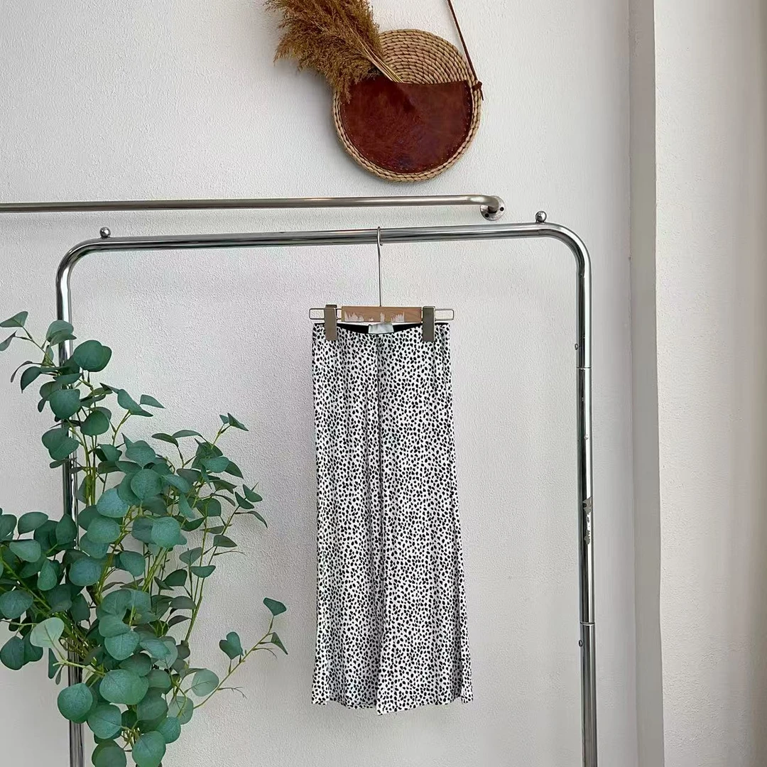 2138蛋豹纹花针织长裤