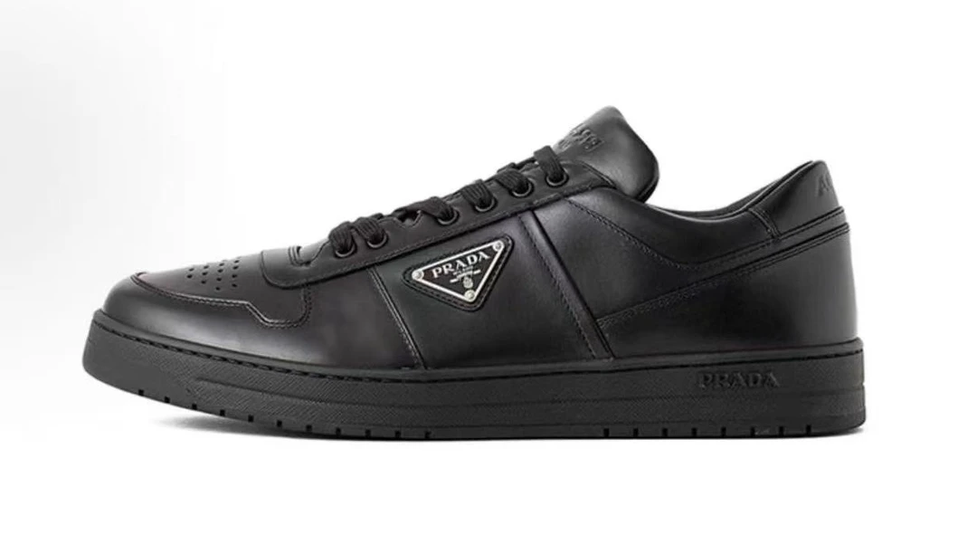 Prada/普拉达 圆头系带 耐磨 低帮 板鞋 男款 黑色ty