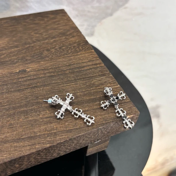 铜合金合成锆石耳饰 多个鸢尾耳环EH3016