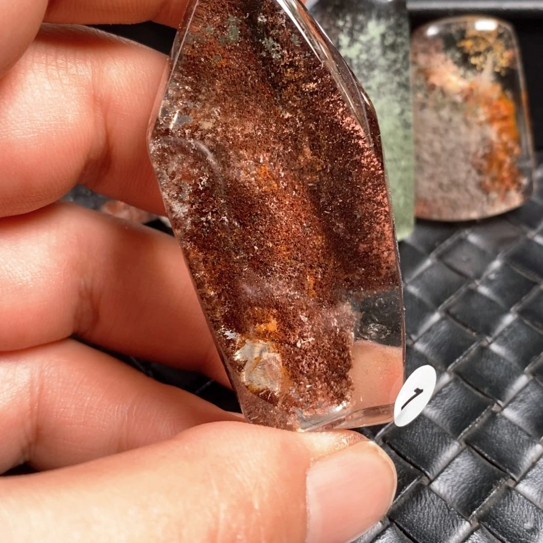 未镶嵌颈饰水晶水晶