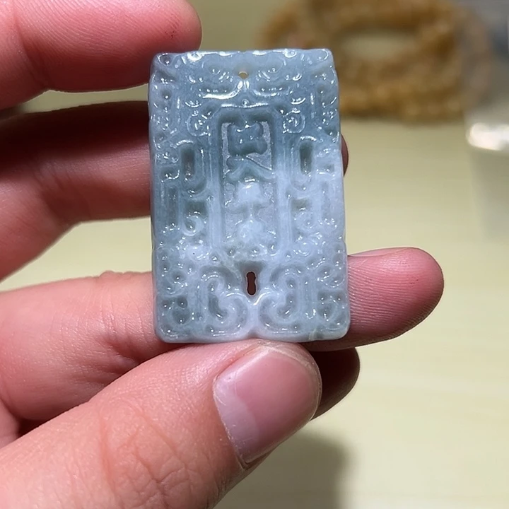 翡翠未镶嵌颈饰10