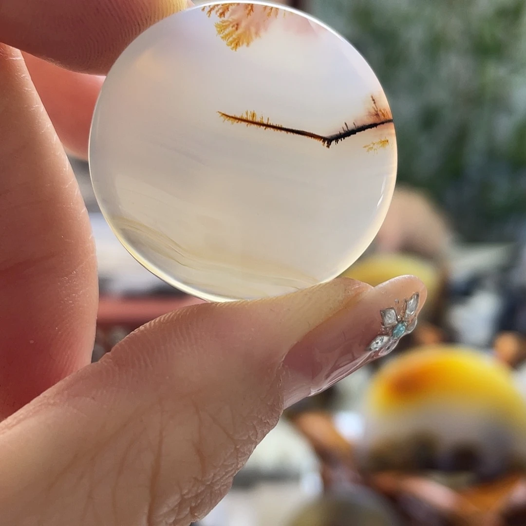 玛瑙/玉髓未镶嵌珠宝奇石
