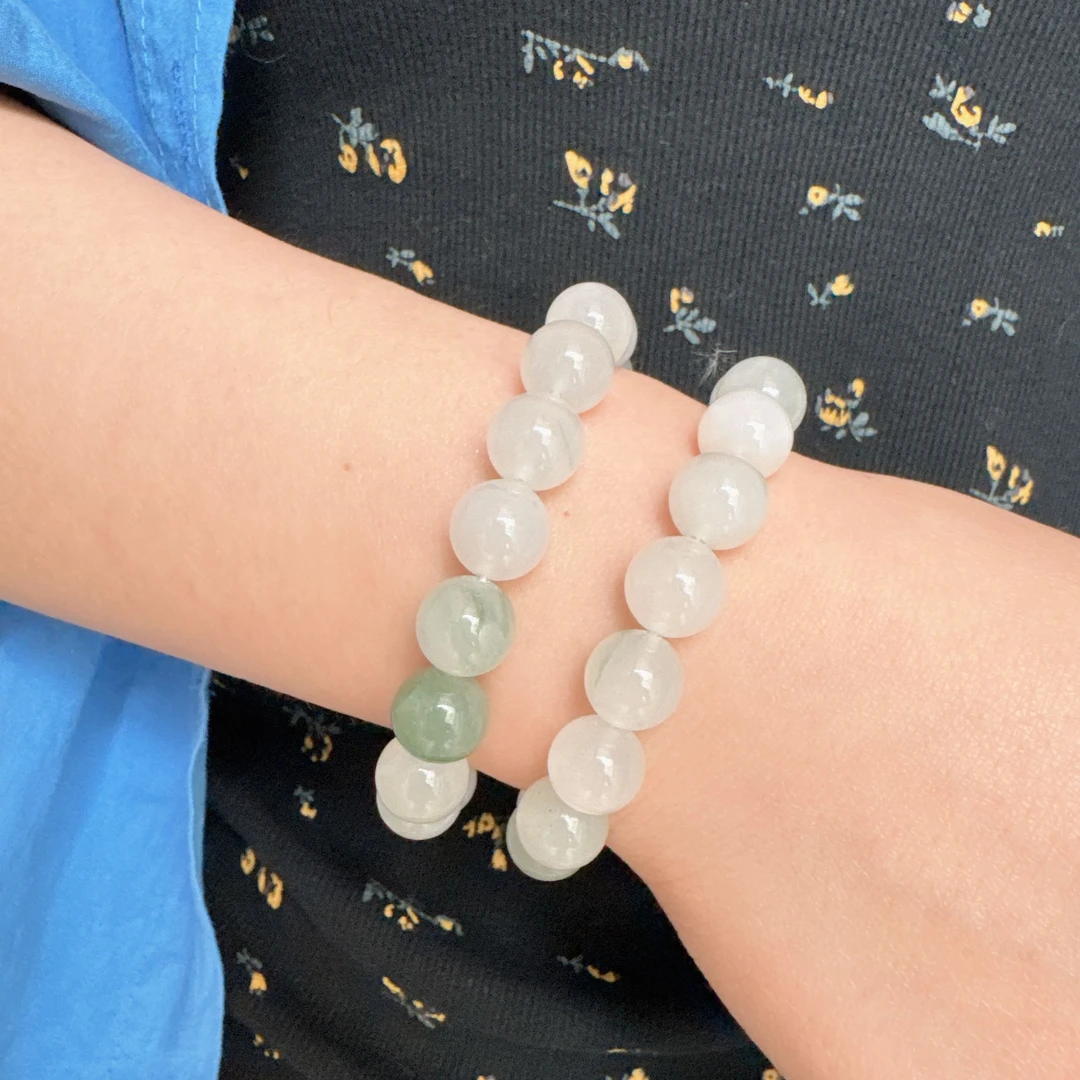 天山翠大颗圆珠手串