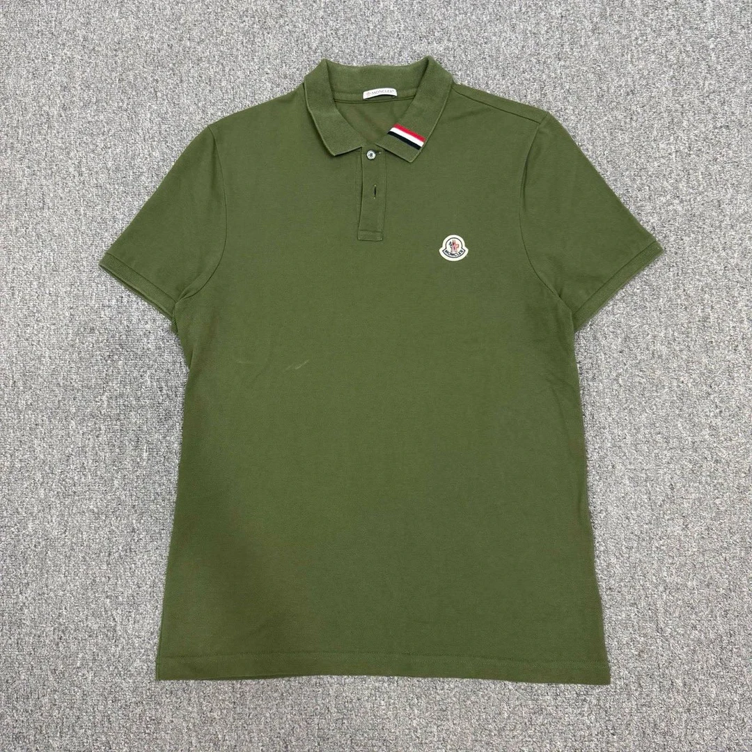 99新 MONCLER/蒙口 15285306蒙口绿色胸前logo短袖Polo衫 L码99新
