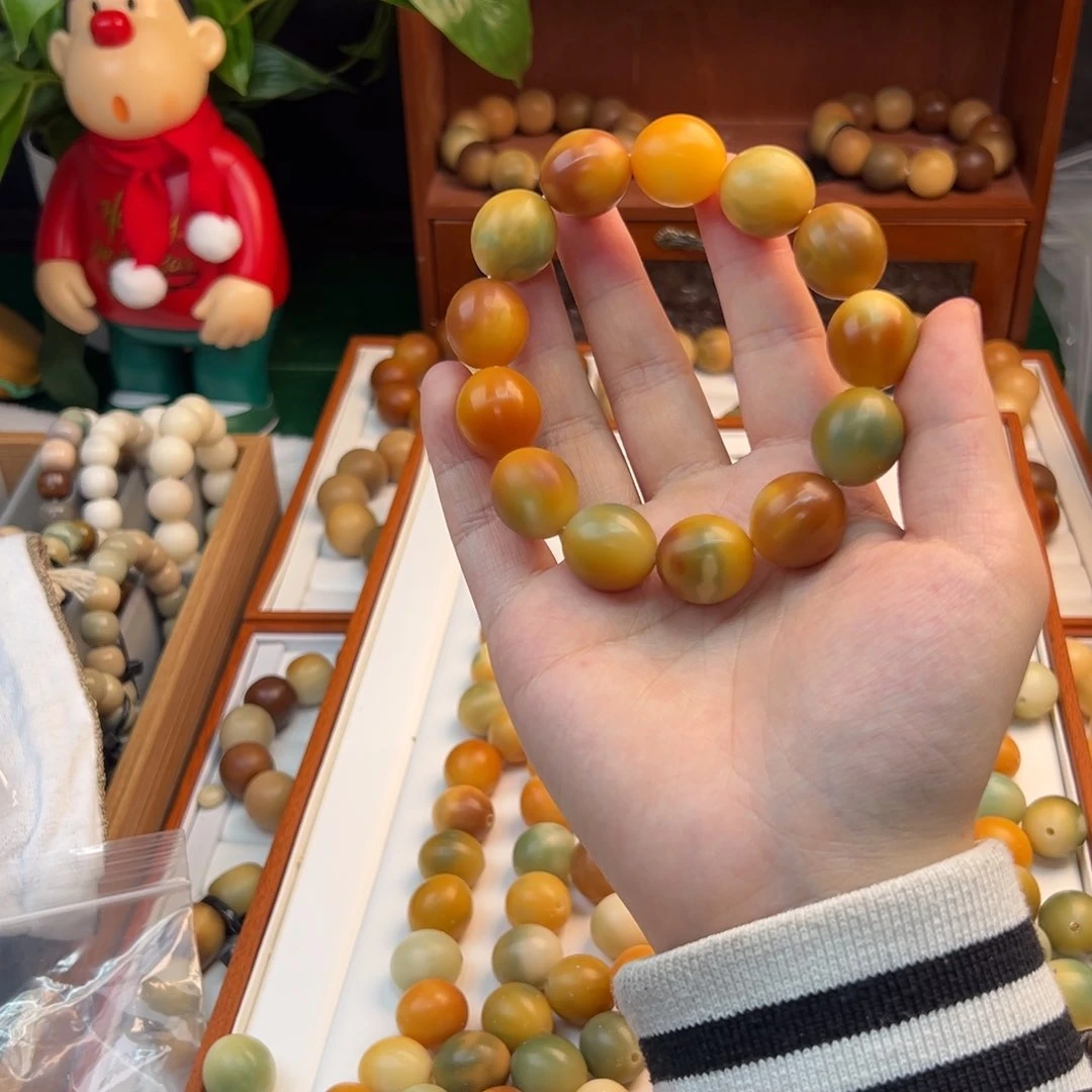 菩提根/象牙果手串曹**、鹅蛋丢丢默认微瑕