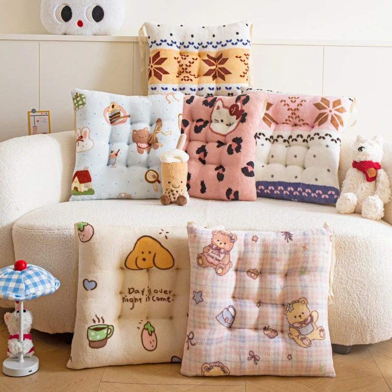 暖毛绒方形防滑底椅子坐垫家用教室学生凳子榻榻米地板垫抱枕靠垫