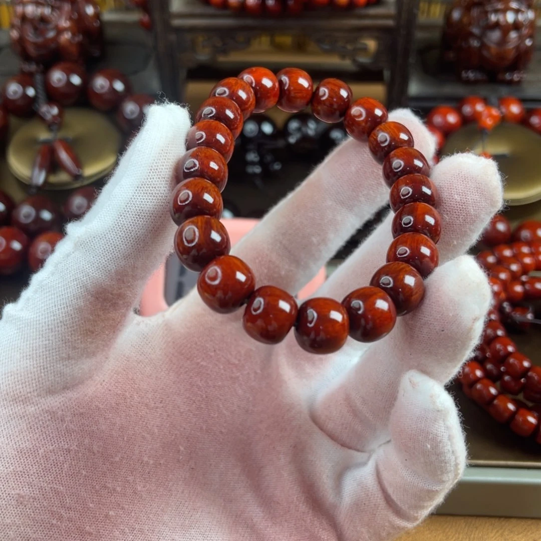 檀香紫檀（小叶紫檀）飞*