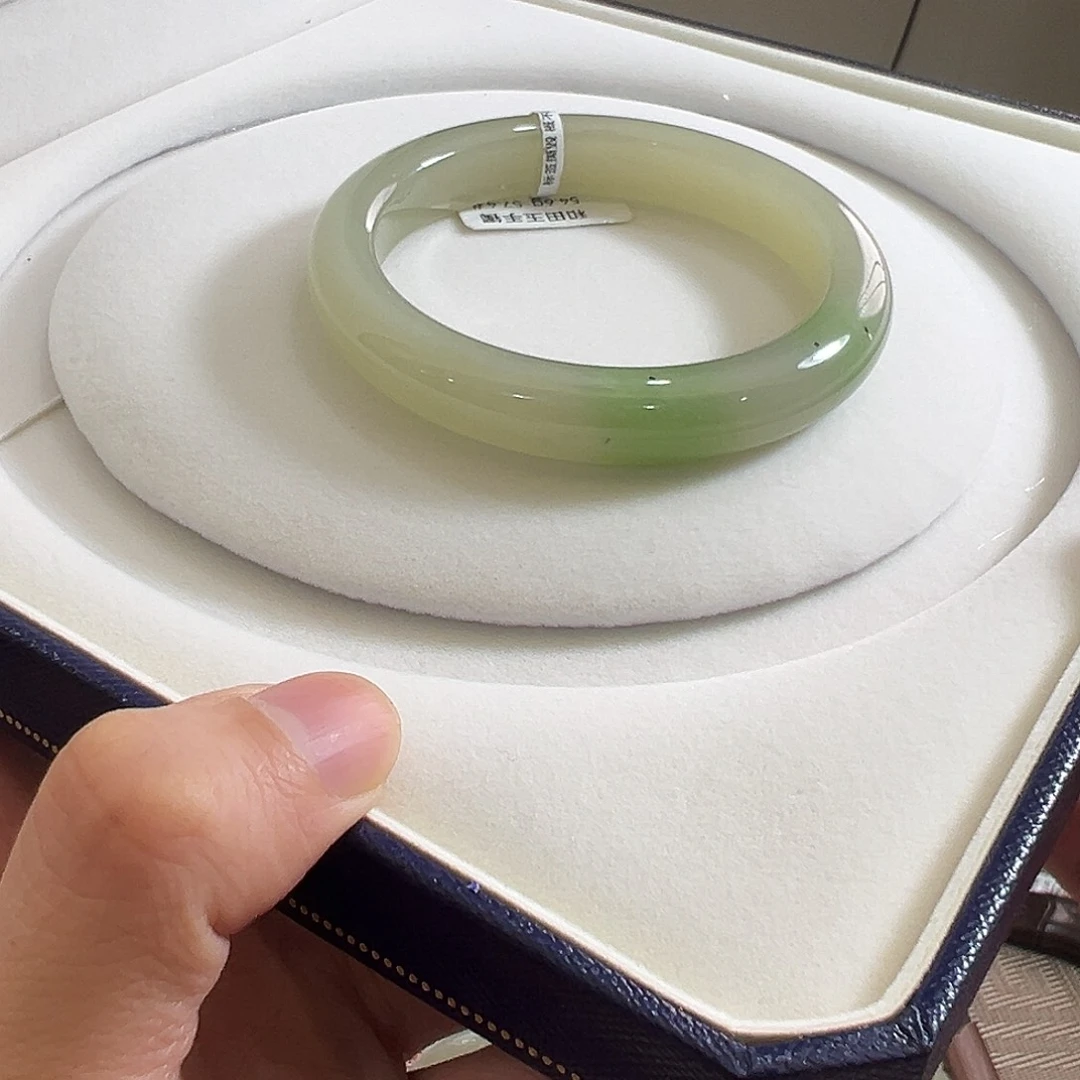 和田玉未镶嵌手镯57.2