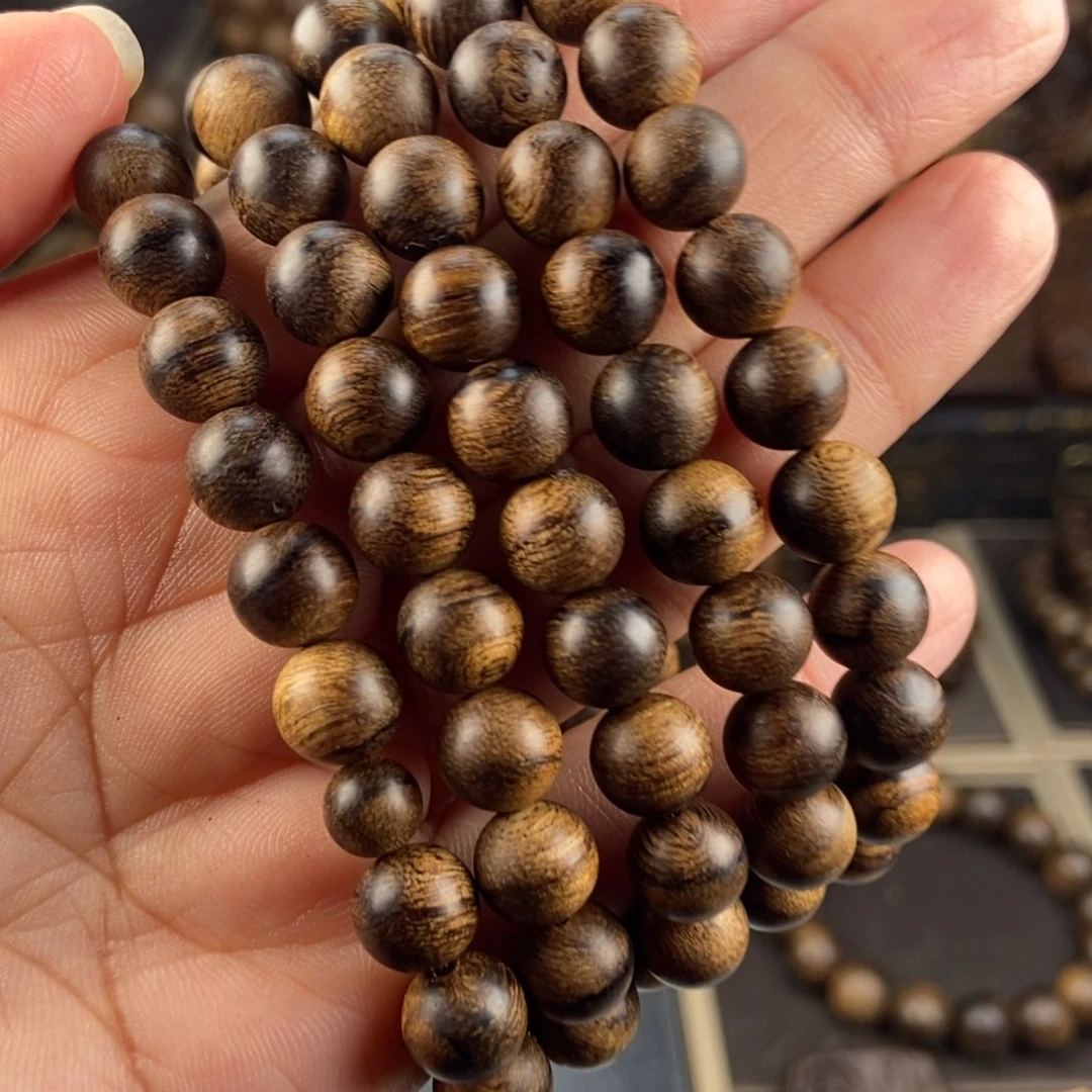 沉香手串歌*山越南芽庄留疤玉化白棋楠