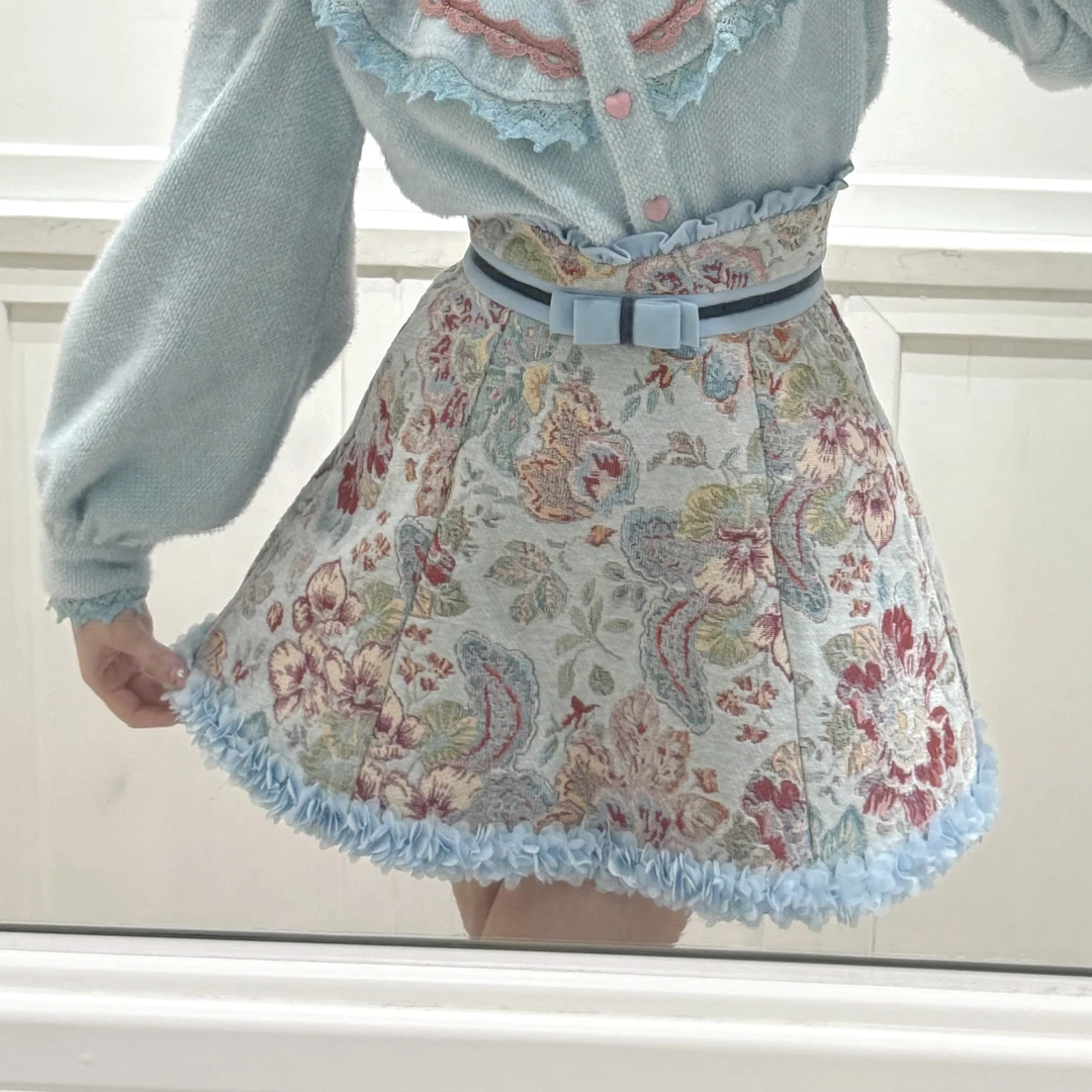 现货一生罗曼【baby蓝】别致撞色木耳花边设计感提花短裙B1000