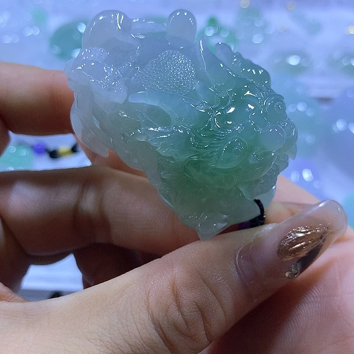 颈饰未镶嵌翡翠天然翡翠A货吊坠