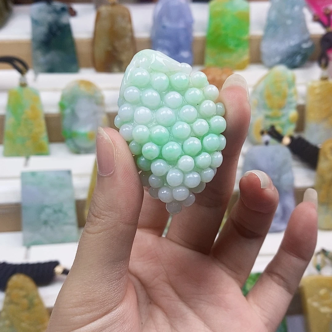 定制翡翠未镶嵌翡翠