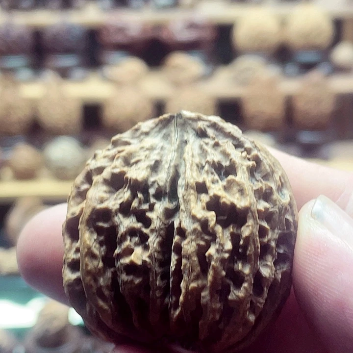 小***V文玩核桃吊坠东北核桃