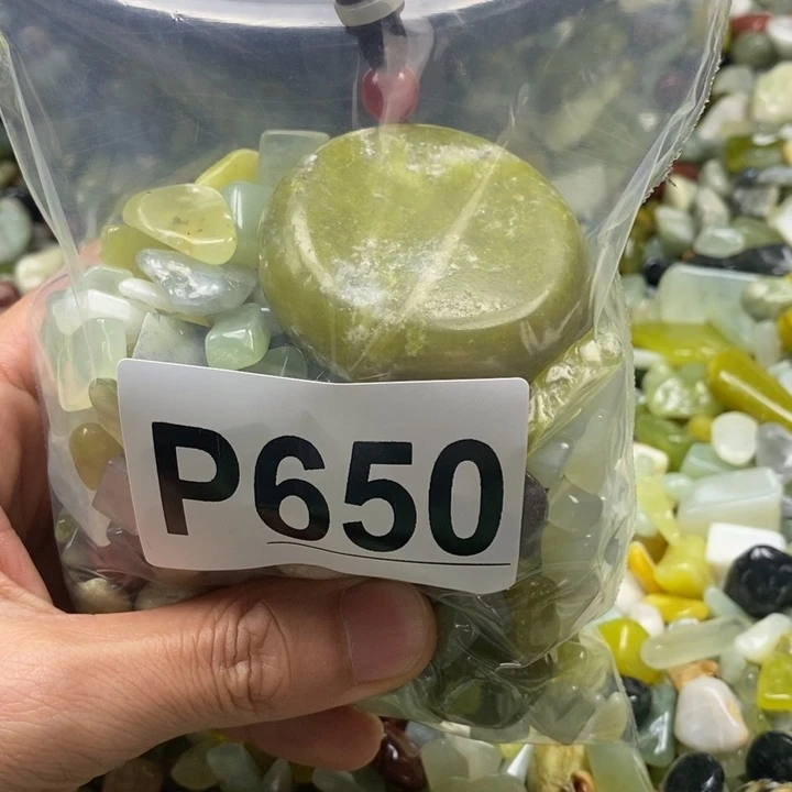 蛇纹石玉未镶嵌鱼缸石