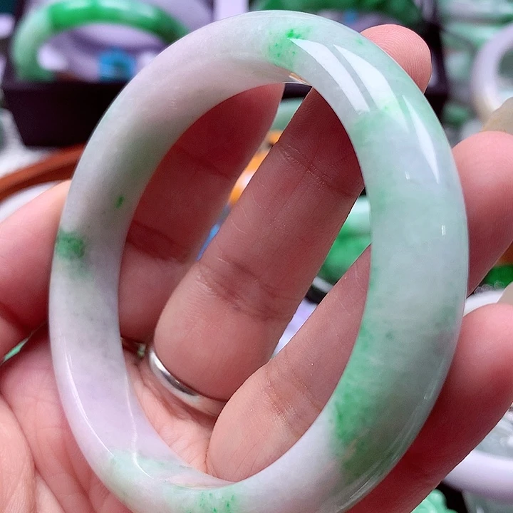 未镶嵌手镯翡翠翡翠