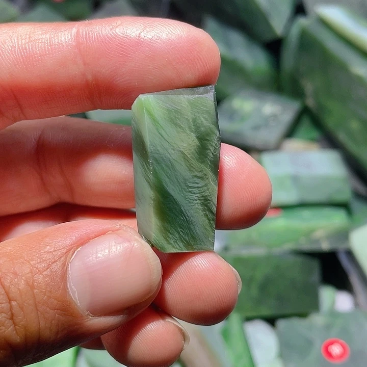 和田玉未镶嵌珠宝奇石