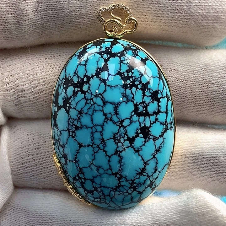 绿松石18K金镶嵌珠宝奇石