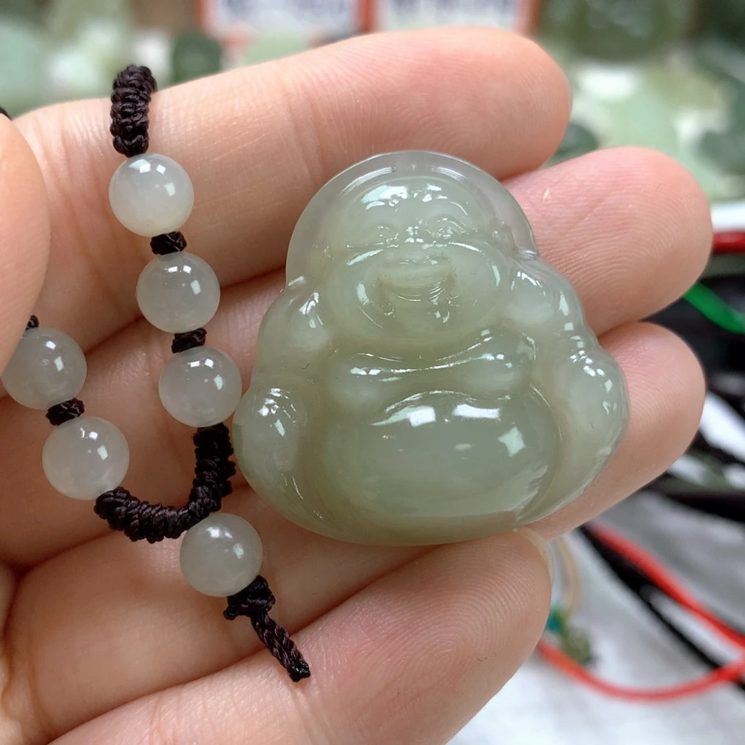 和田玉未镶嵌颈饰包容