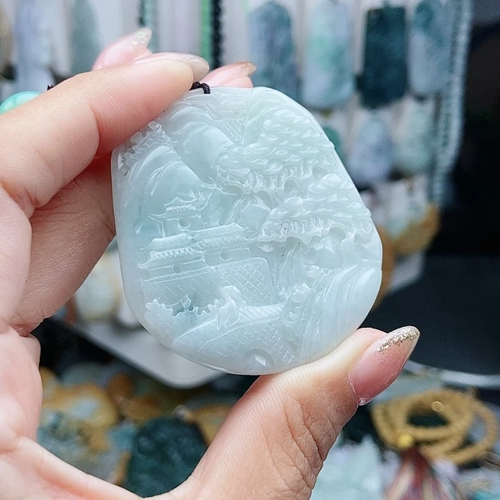翡翠未镶嵌颈饰翡翠