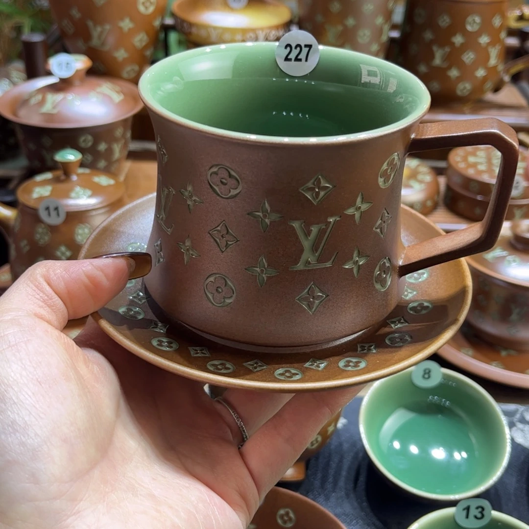 赵***瑶草木灰老花咖啡杯