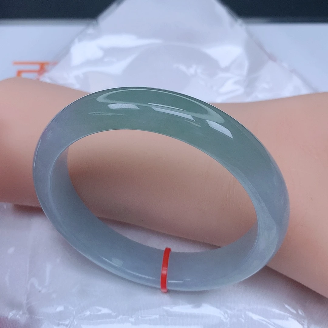 【闪购商品】未镶嵌手镯翡翠，58
