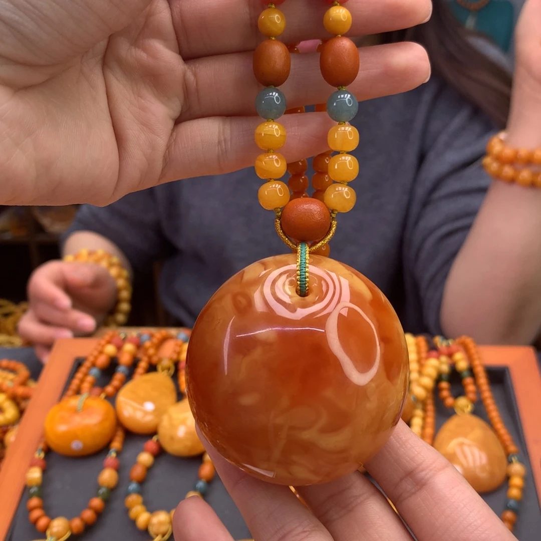 未镶嵌颈饰蜜蜡天然