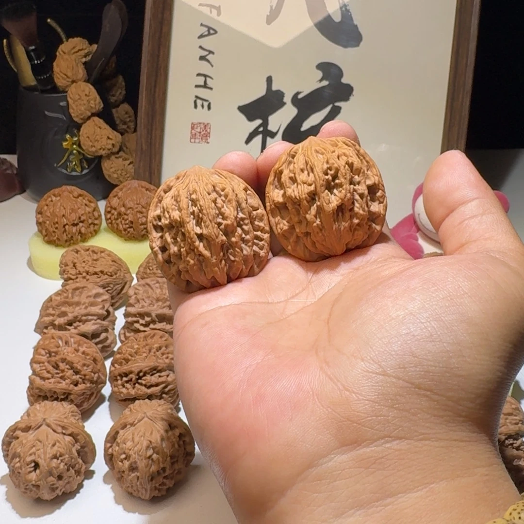 文玩核桃吊坠40尺寸麦穗虎头