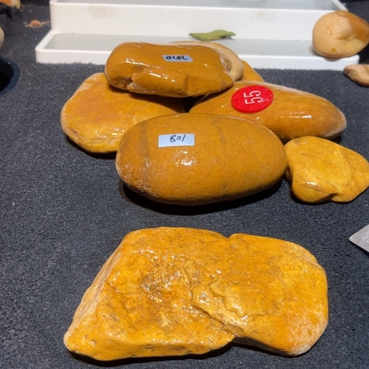 燃***鸟天然黄蜡石不染色