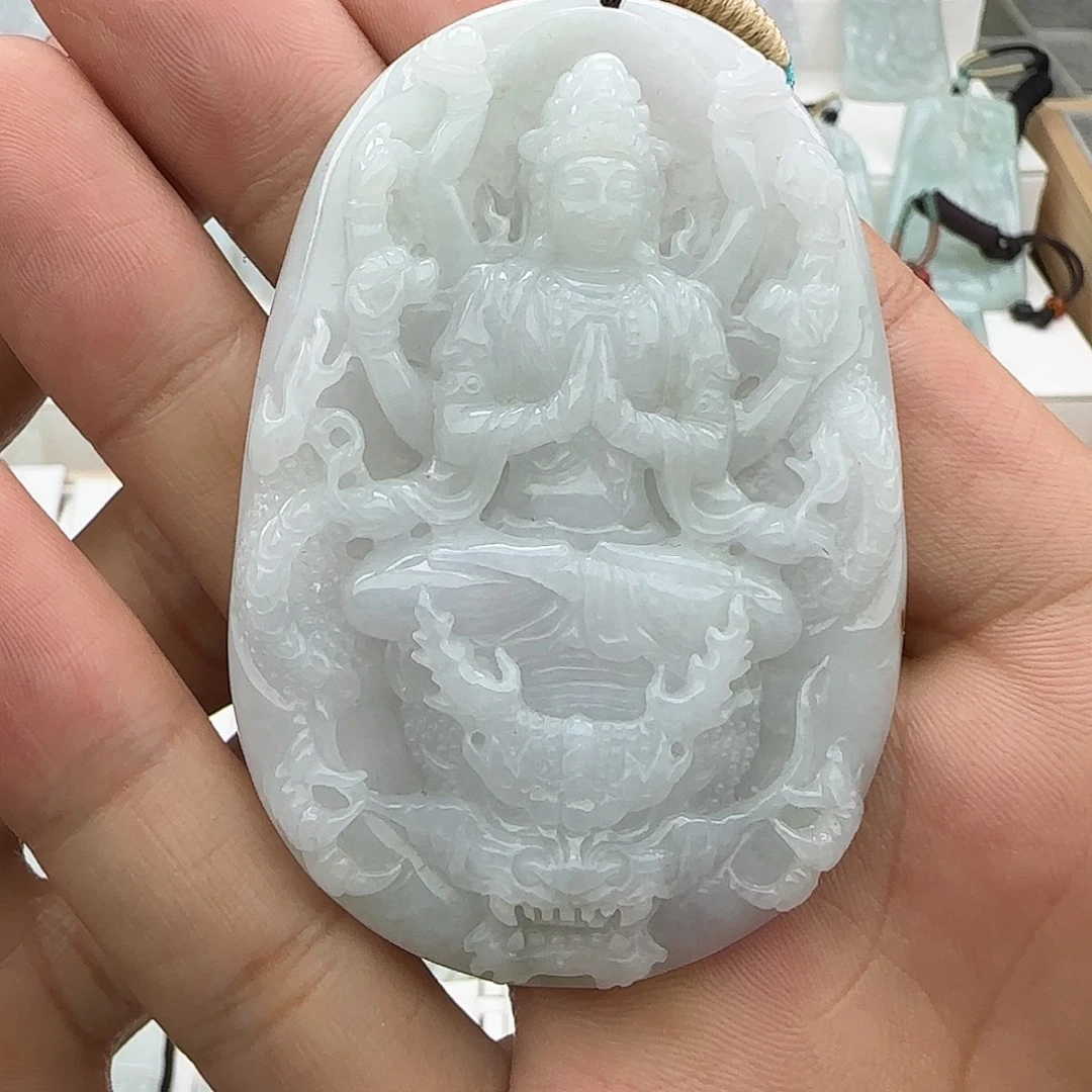 邦***邦翡翠未镶嵌颈饰翡翠