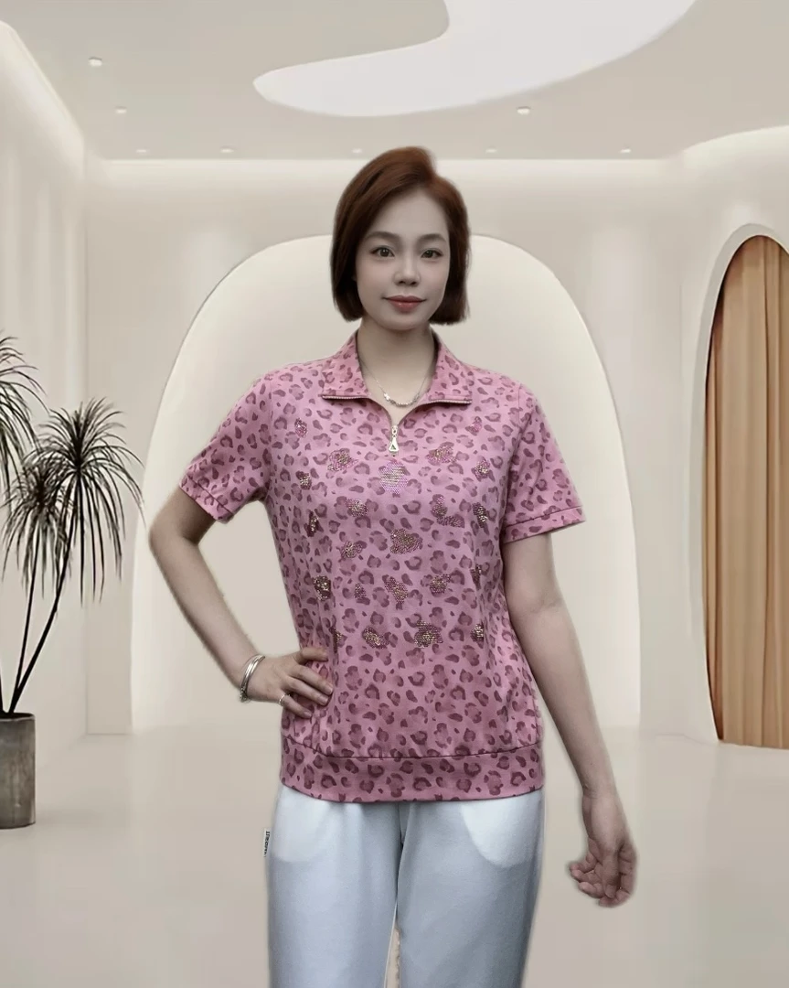 25年夏季新款休闲短袖翻领女小衫大码宽松气质时尚百搭妈妈装衬衫