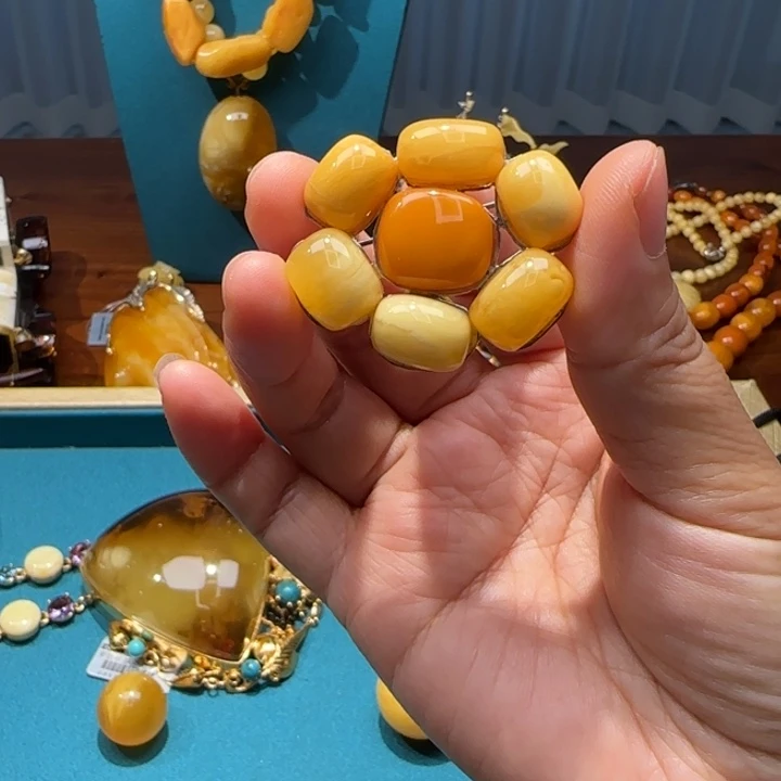 琥珀未镶嵌颈饰波兰设计款琥珀蜜蜡