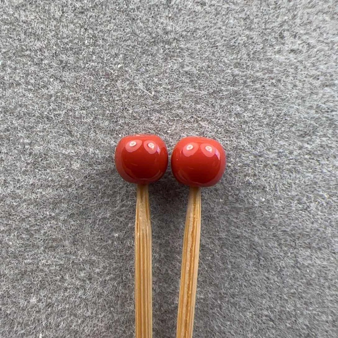 未镶嵌对珠南红玛瑙